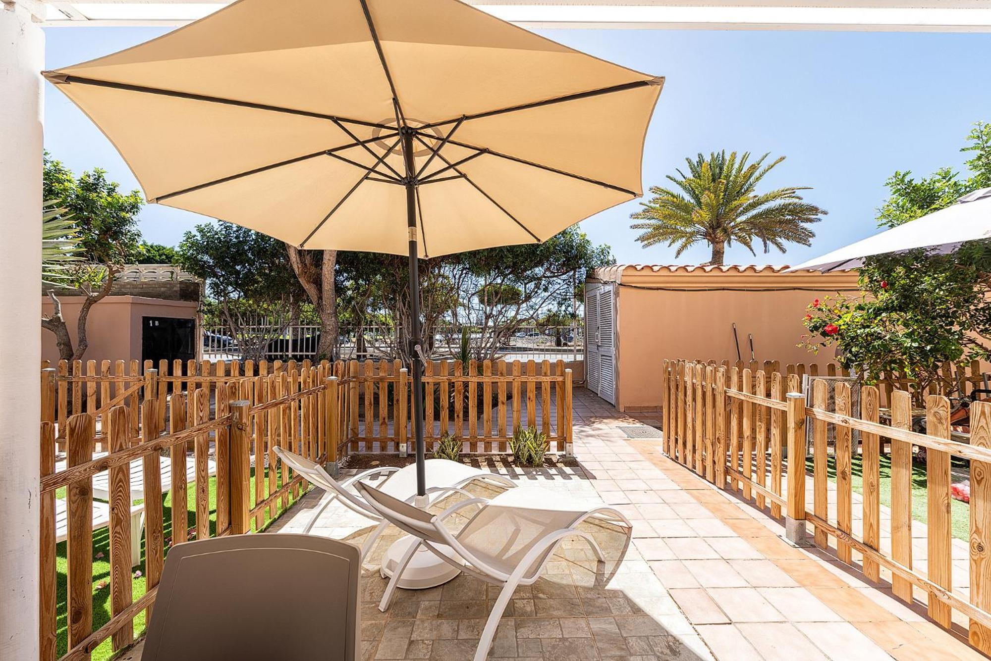 Bungalow En Maspalomas San Bartolomé Exterior photo